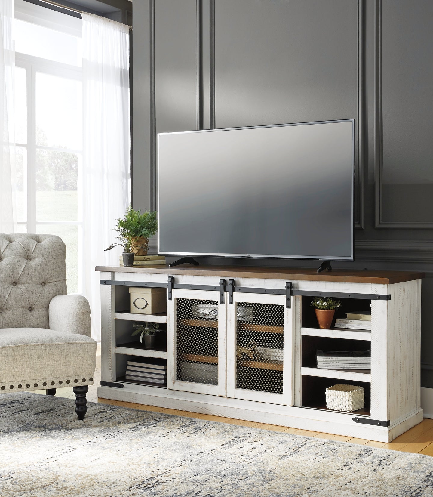 Ballinasloe 3-Piece Sectional with Chaise