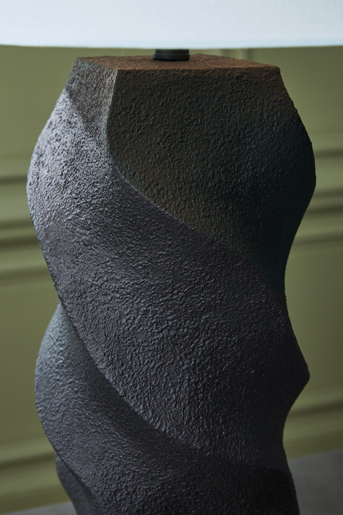 Ashley Express - Amillion Poly Table Lamp (1/CN)