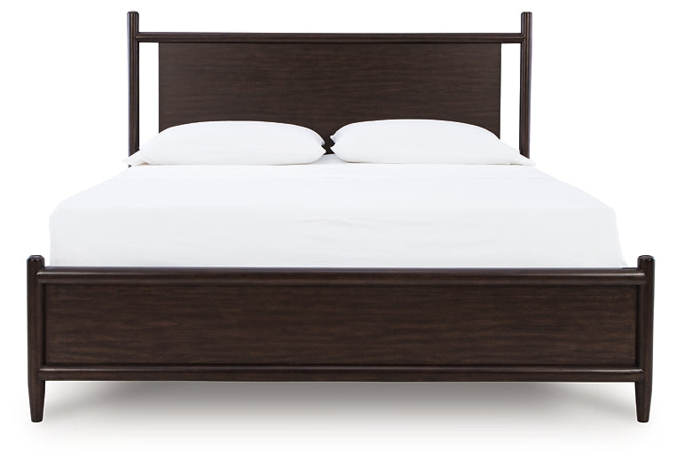 Dantenton King Panel Bed