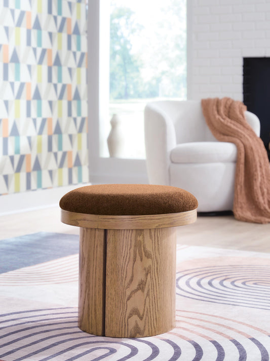 Ashley Express - Lewisen Accent Ottoman